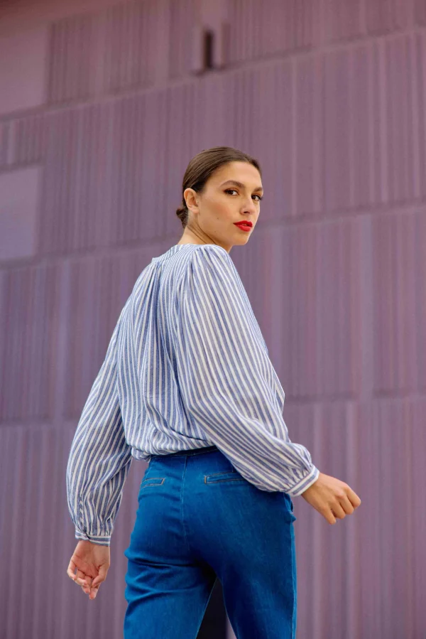 Clearance Blouse Caisy - 20-ecru/Bleu Blouses & Chemisiers